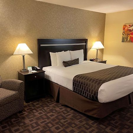 Best Western Plus Pleasanton Inn Exterior foto